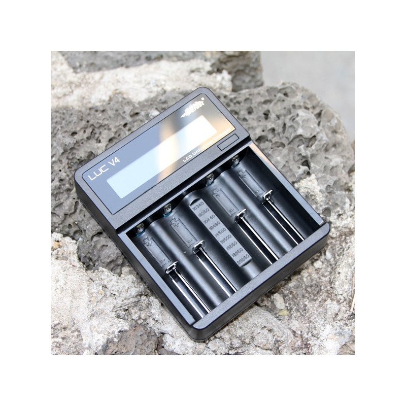 CHARGEUR LUC V4 - EFEST-Ecigarettes-alavape.com